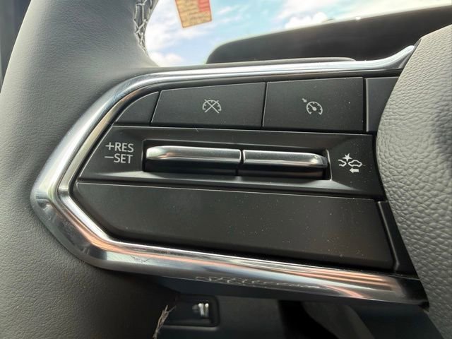 2025 Chevrolet Equinox EV LT - Photo 25