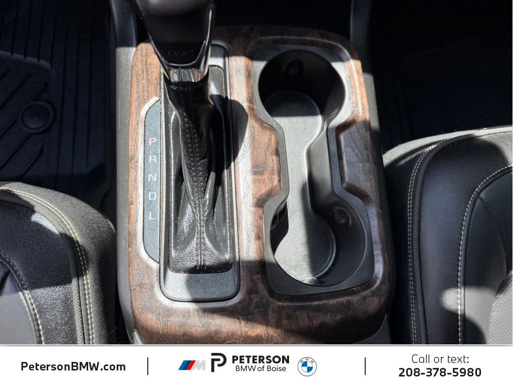 Used 2022 Gray GMC Denali image 21