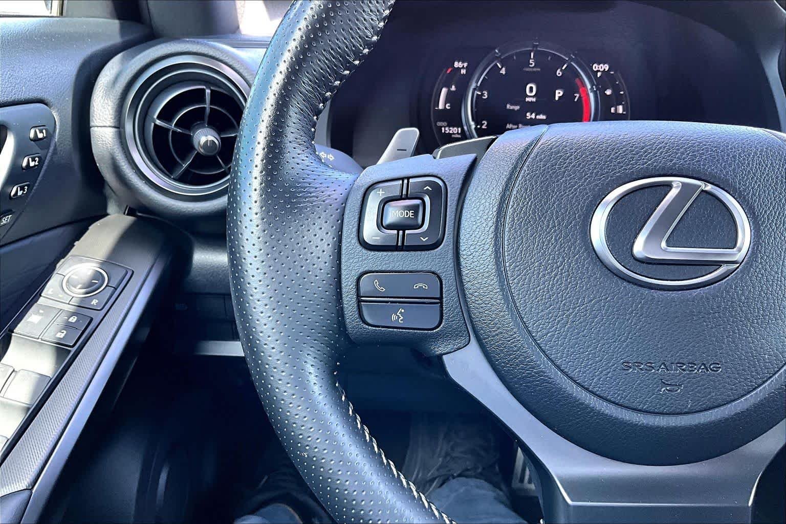 Used 2024 Ultra White Lexus F SPORT image 24