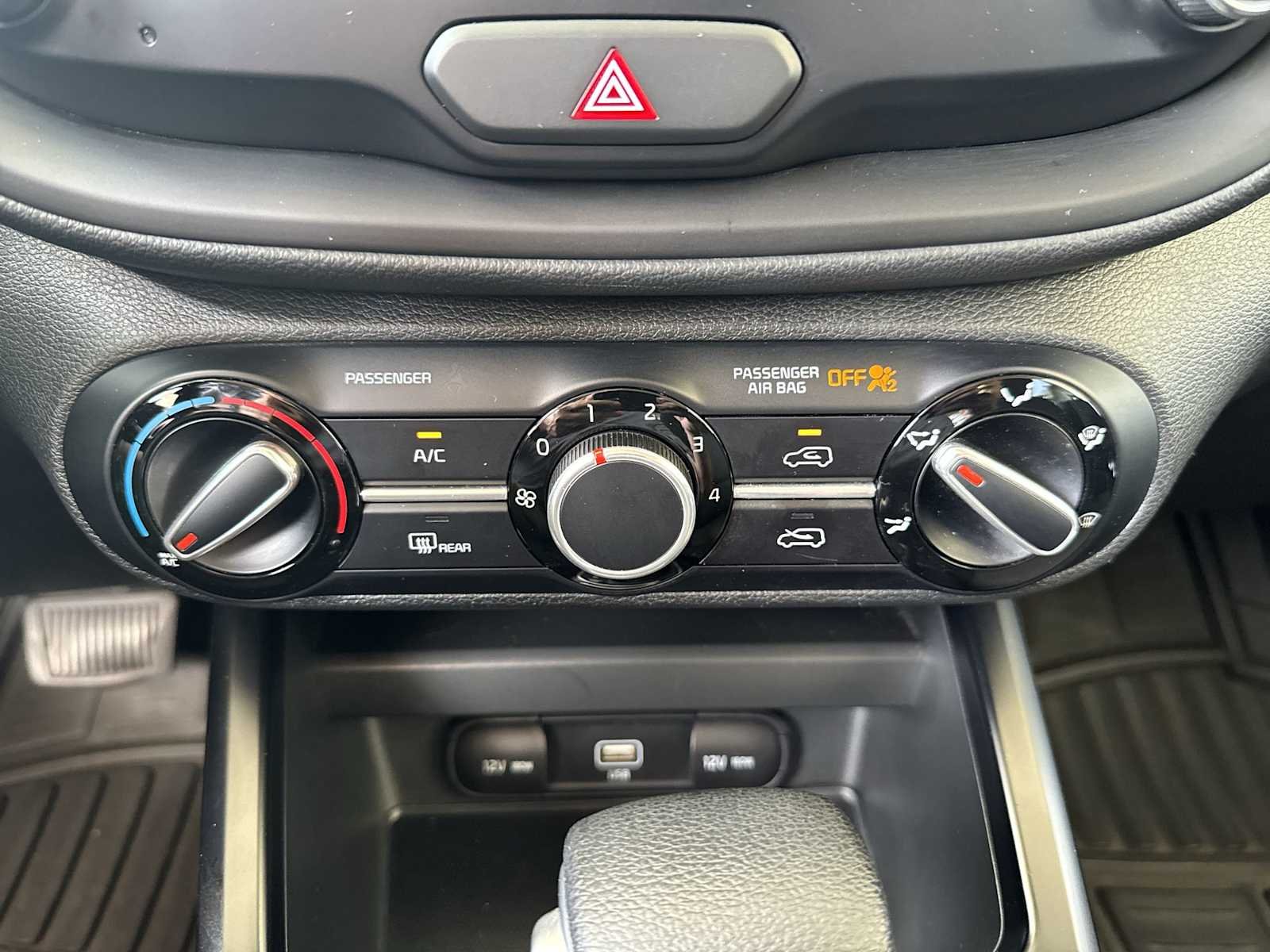 Used 2021 White Kia LX image 22