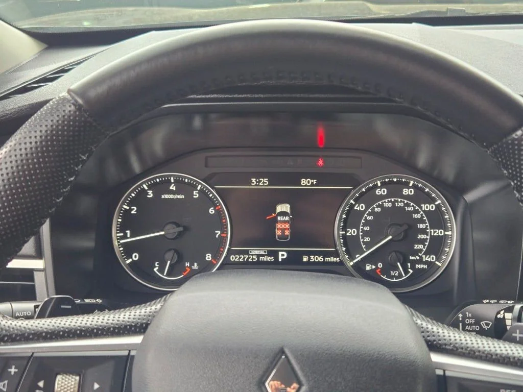 Certified Used 2025 Blue Mitsubishi SE image 28