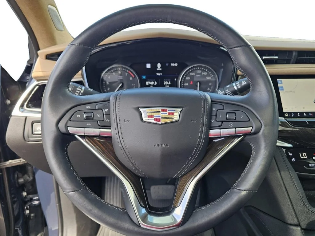 Used 2024 Midnight Sky Metallic Cadillac Premium Luxury image 19