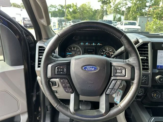 Used 2020 Red Ford XLT image 15