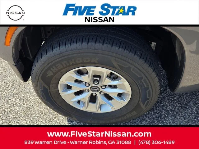 Used 2024 Gray Nissan SV image 17