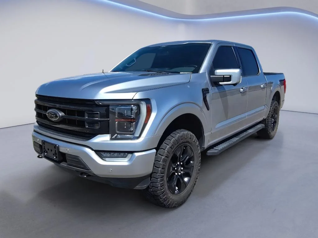 Used 2022 Iconic Silver Metallic Ford LARIAT image 1