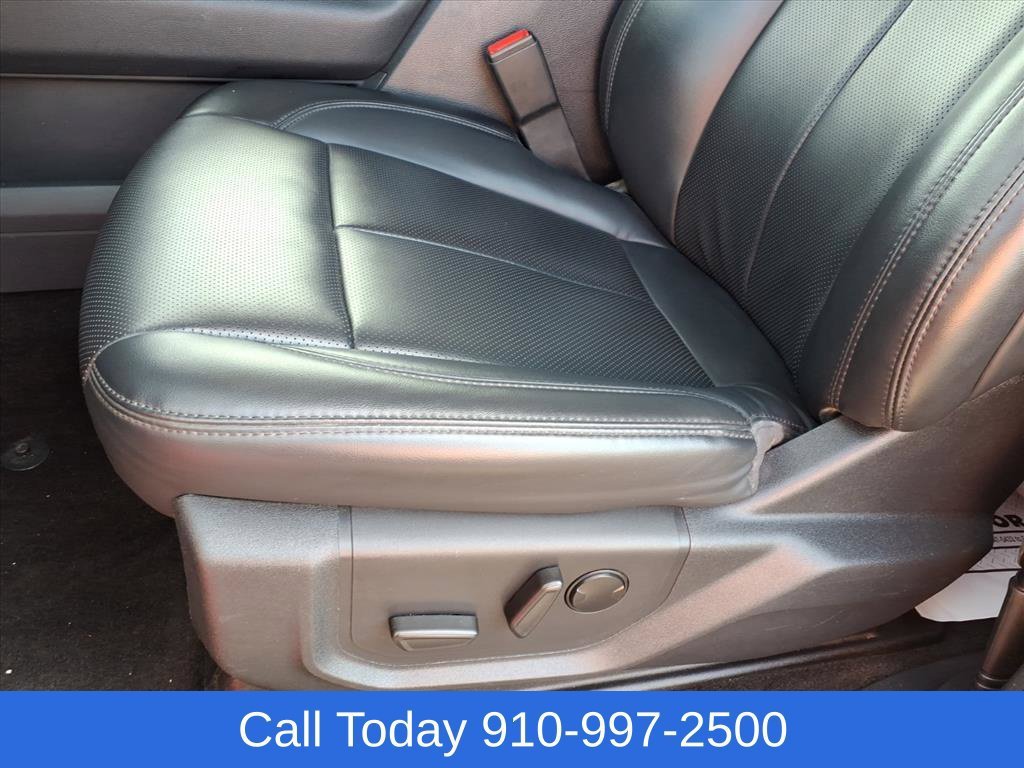 Used 2022 Red Ford XLT image 10