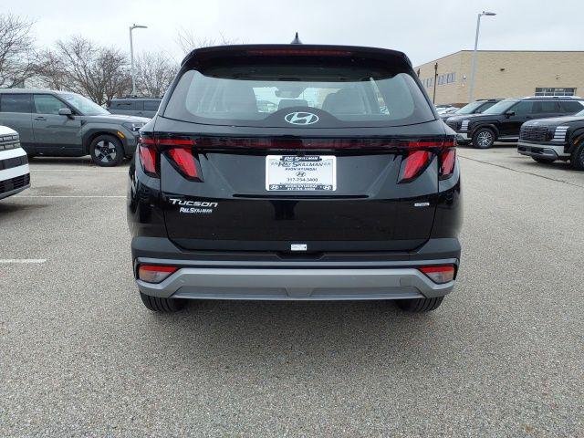 New 2026 Phantom Black Hyundai SE image 7