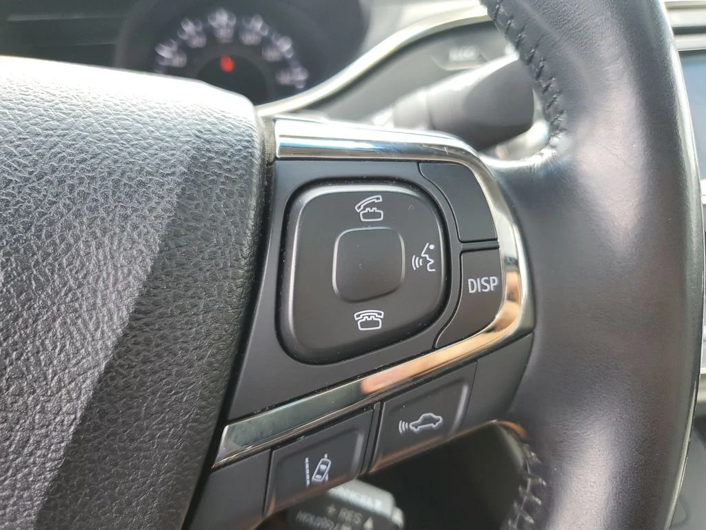Used 2017 Silver Toyota Limited image 24