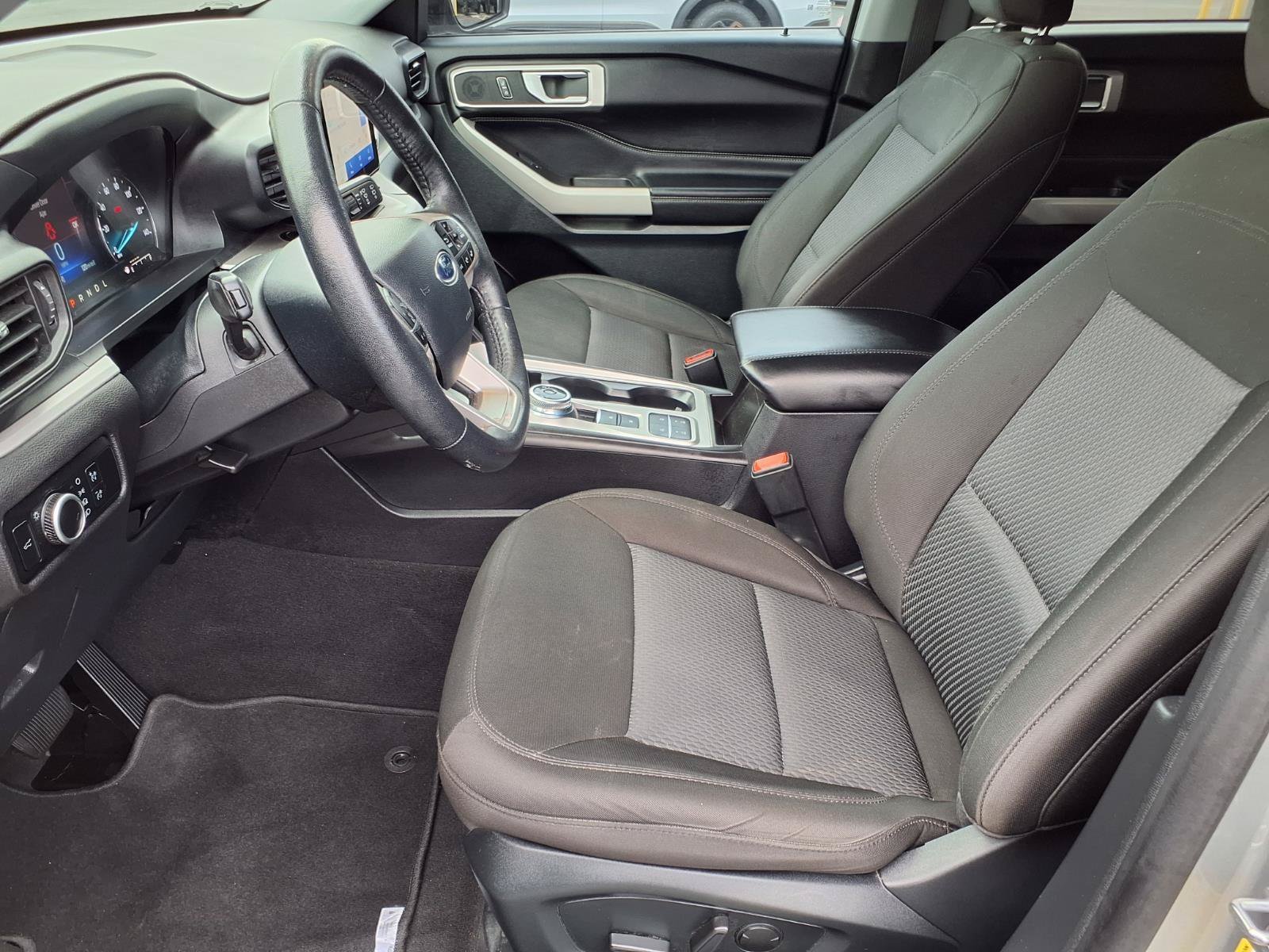 Used 2024 Silver Ford XLT image 13