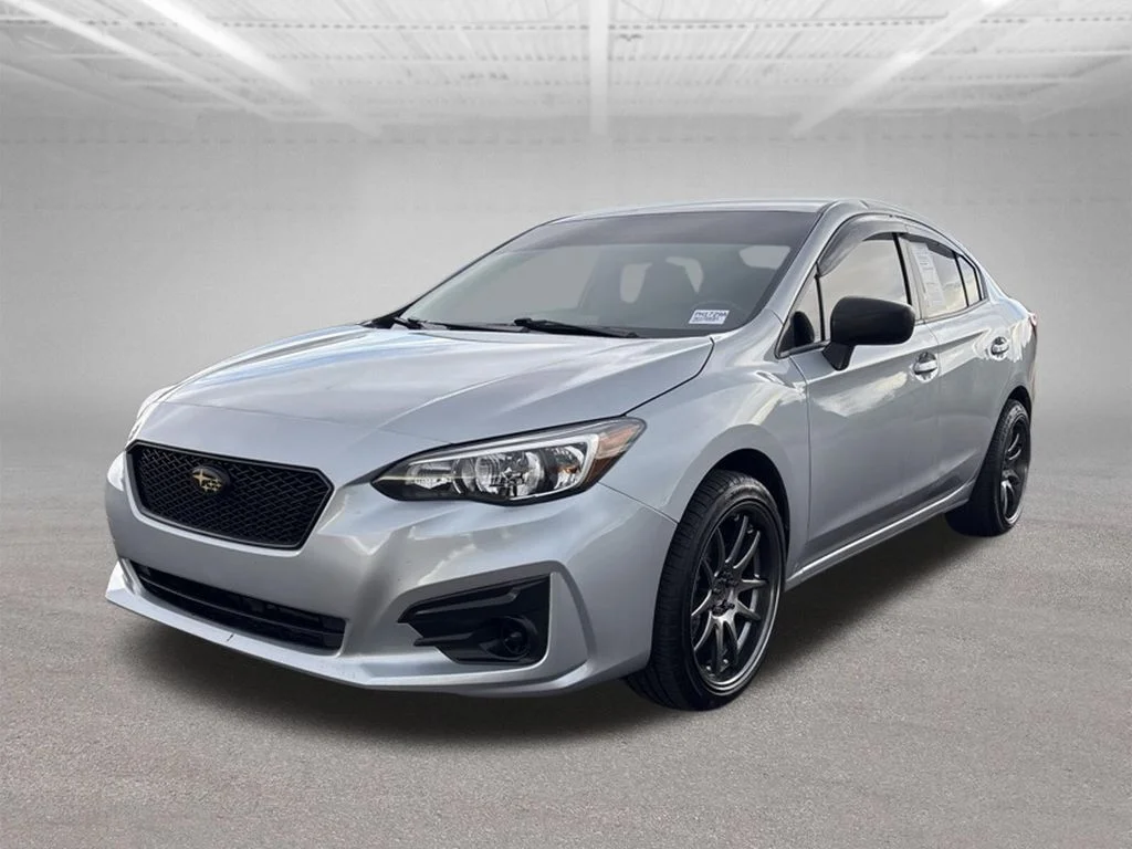 Used 2018 Silver Subaru 2.0i image 1