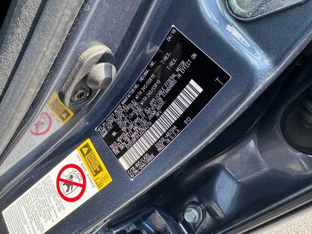 Used 2018 Blue Toyota Limited Platinum image 31
