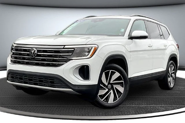 2024 Volkswagen Atlas SE w/Tech