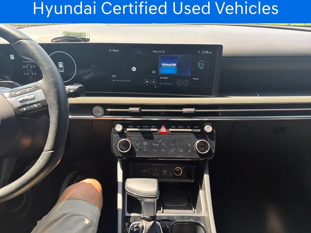 Certified Pre-Owned 2025 Hyundai Santa Cruz Limited