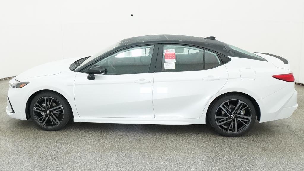 New 2026 Wind Chill Pearl with Midnight Black Metallic roof Toyota XSE image 16