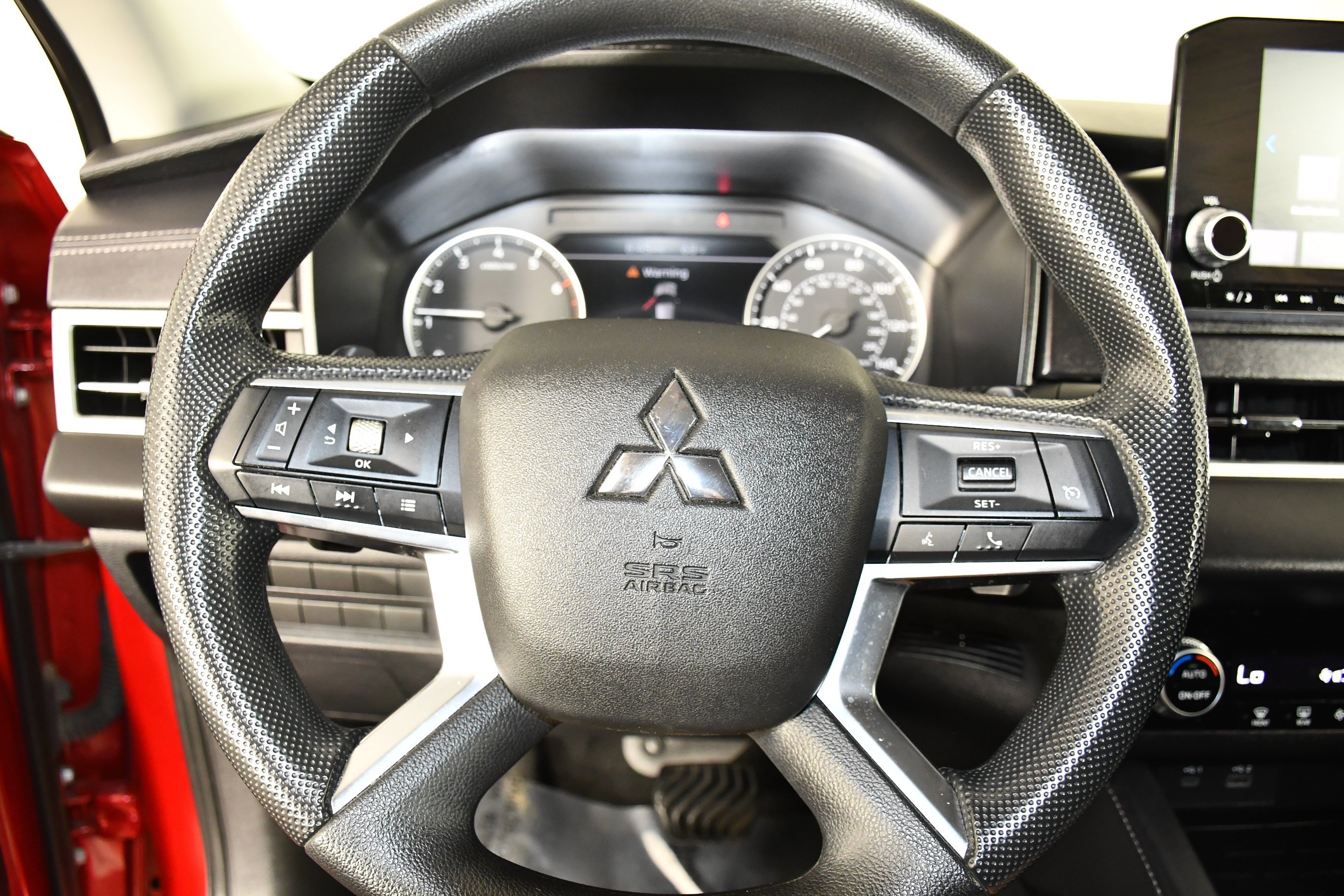 Certified Used 2024 Red Diamond Mitsubishi ES image 19