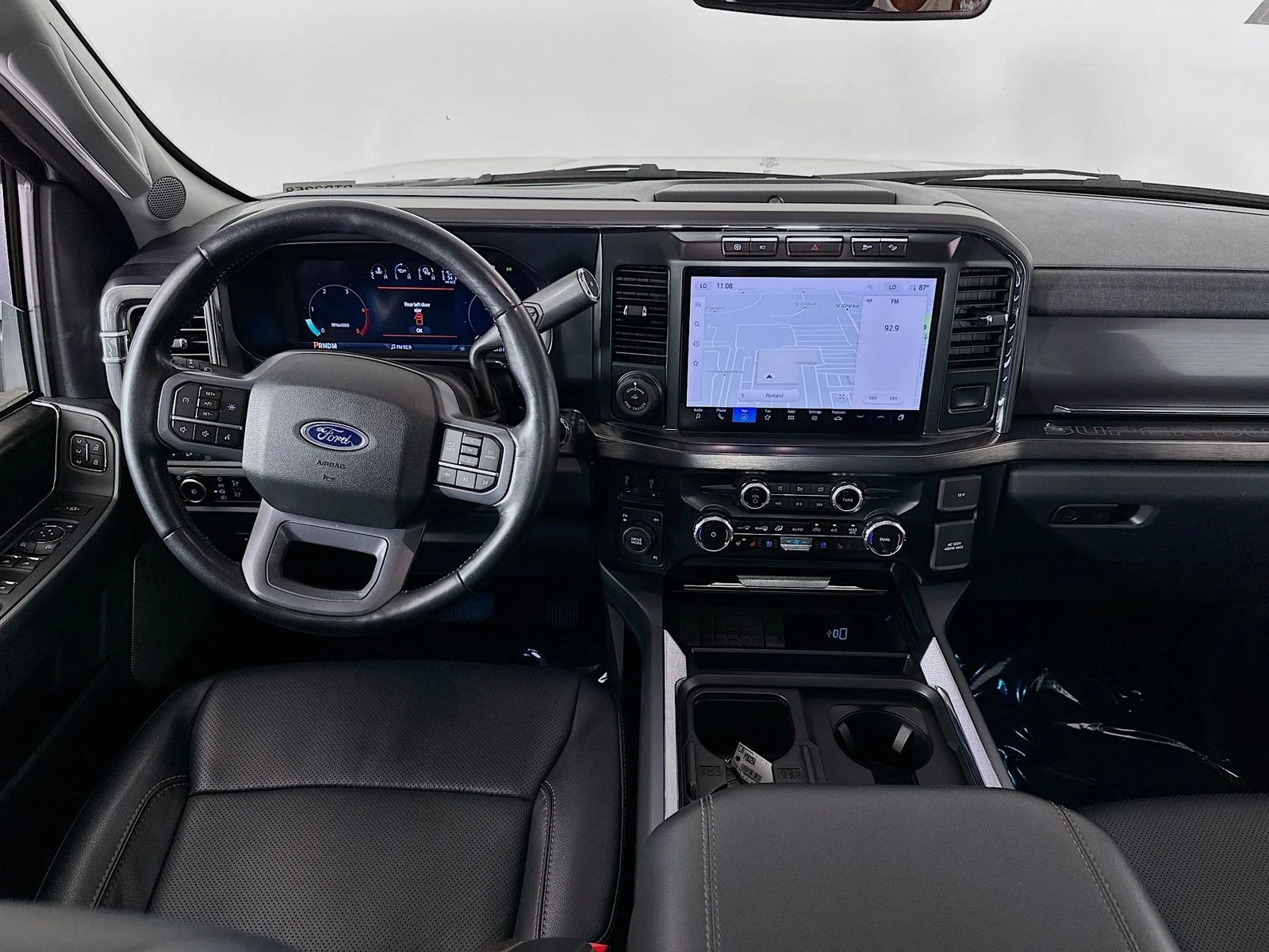 2023 Ford F-450 Super Duty Lariat - Photo 24