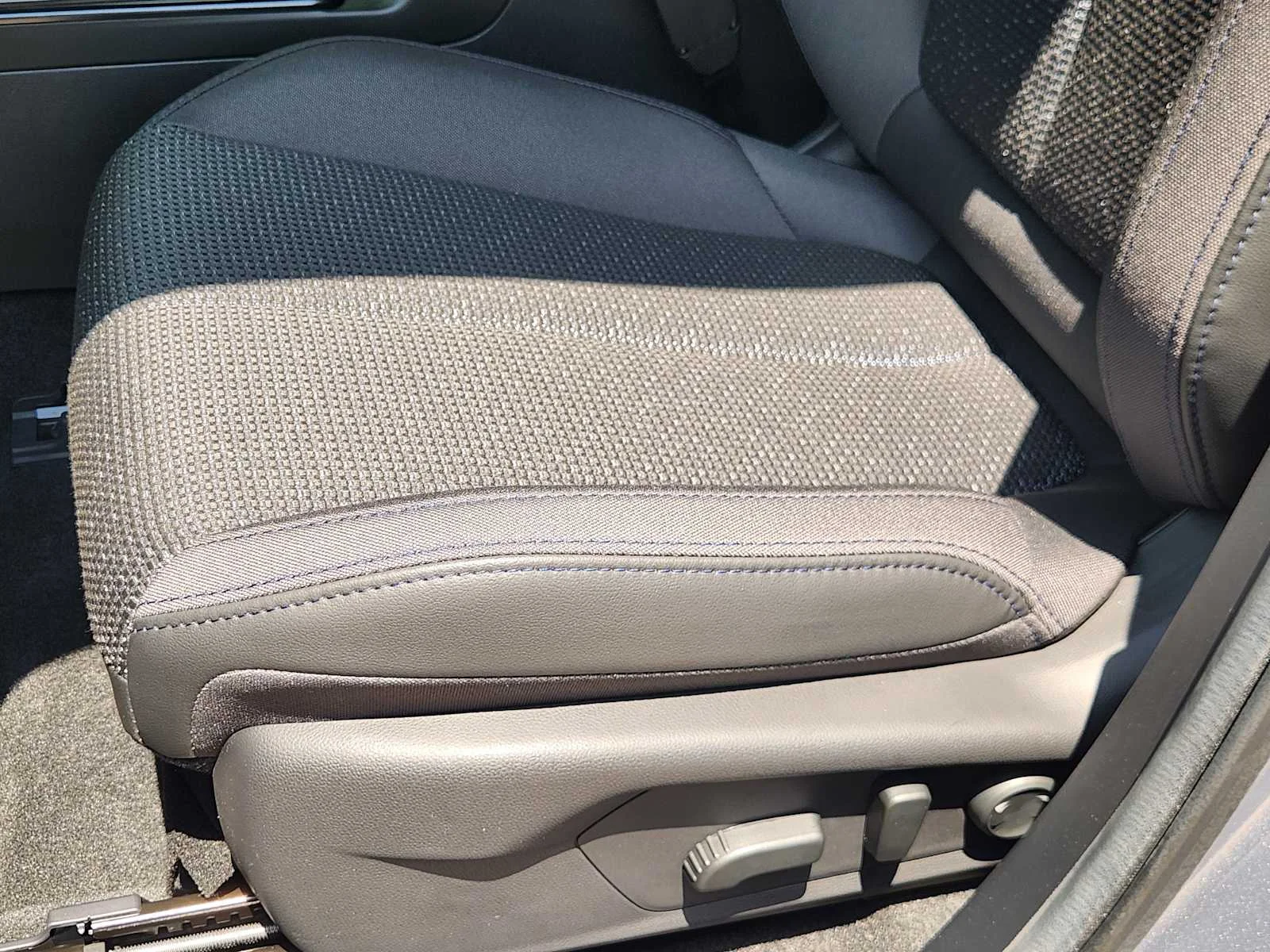 New 2026 ICE SILVER METALLIC Subaru Premium image 17