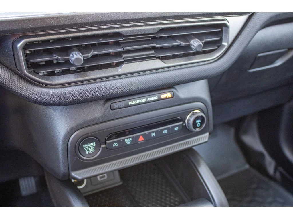 New 2026 CARBONIZED GRAY METALLIC Ford Outer Banks image 52