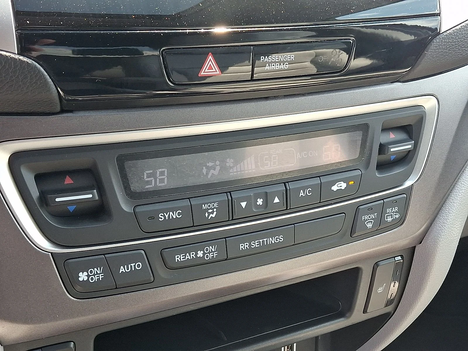 Used 2020 Silver Honda RTL image 16