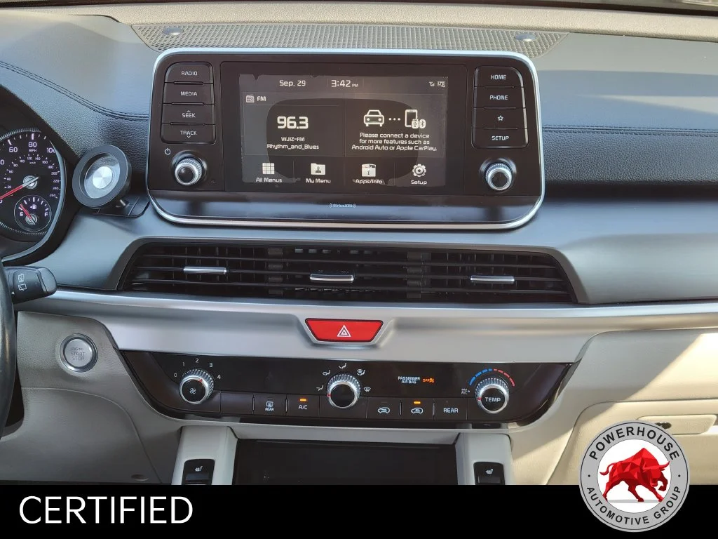 Used 2020 Gray Kia S image 23