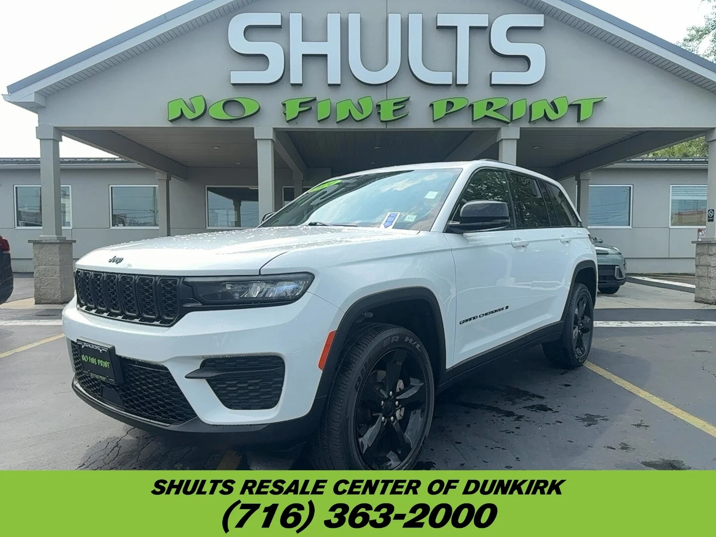 Used 2024 Bright White Clearcoat Jeep Altitude X image 1