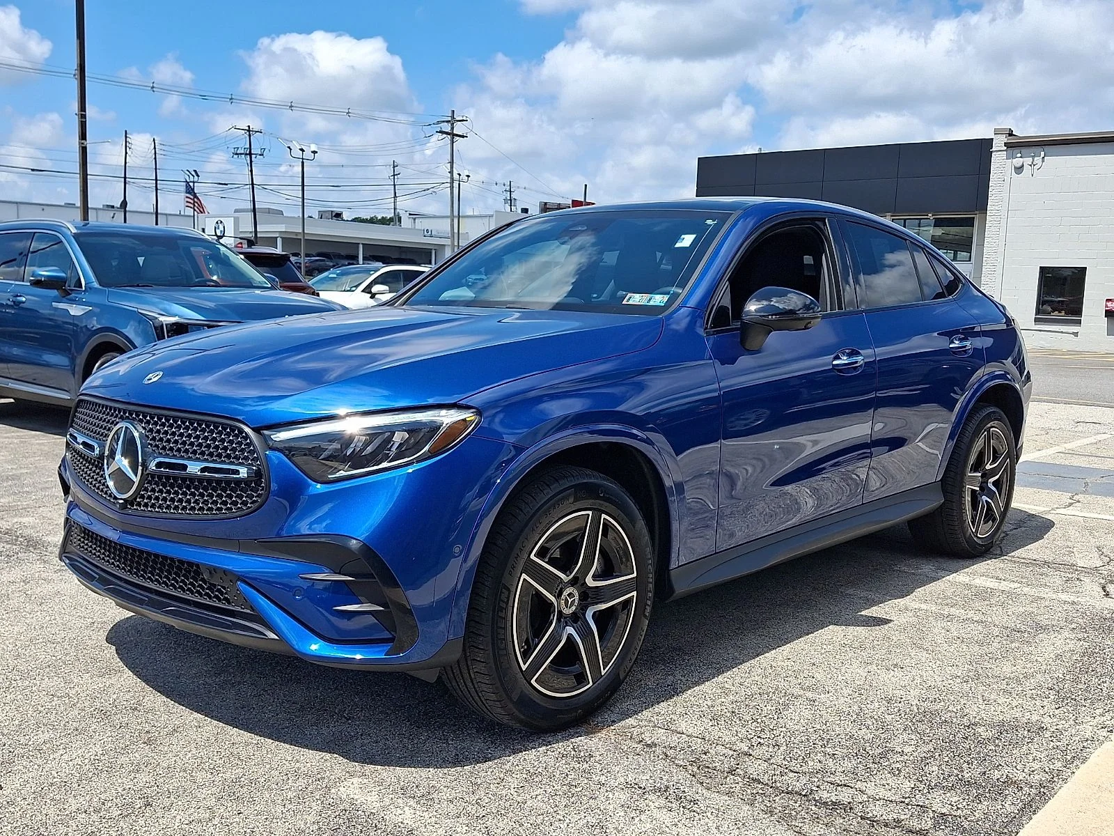 Used 2025  Mercedes-Benz GLC 300 Coupe image 6
