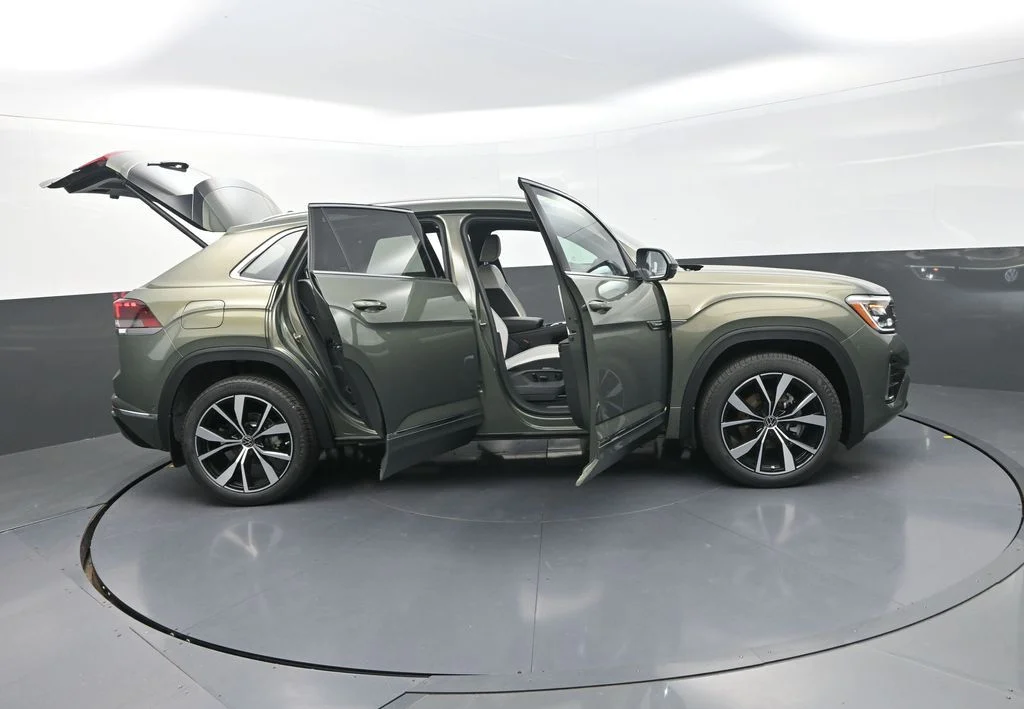 New 2026  Volkswagen 2.0T SEL Premium R-Line image 37