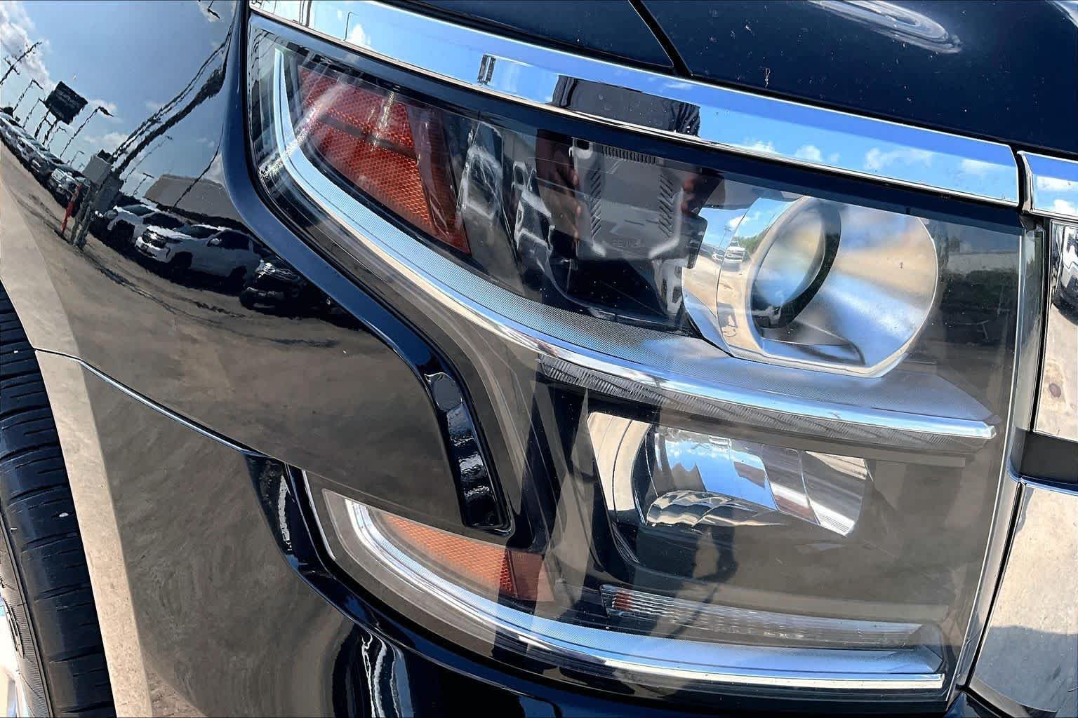 Used 2018 Black Chevrolet Premier image 28