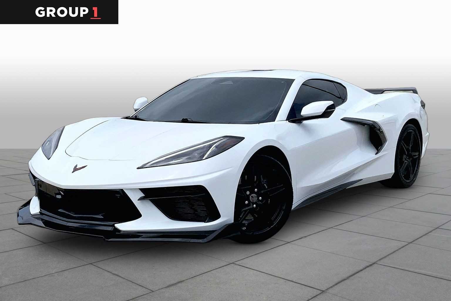 Used 2024 Arctic White Chevrolet 2LT image 1
