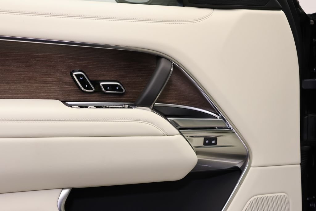 New 2026 Varesine Blue Land Rover SE image 26