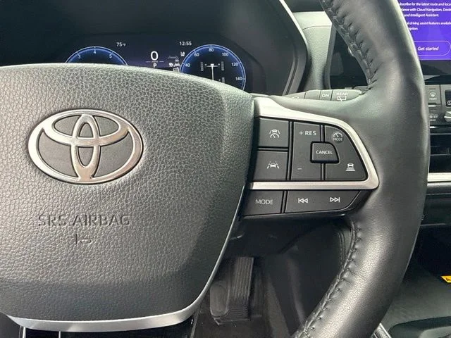 Used 2024 Red Toyota Platinum image 30