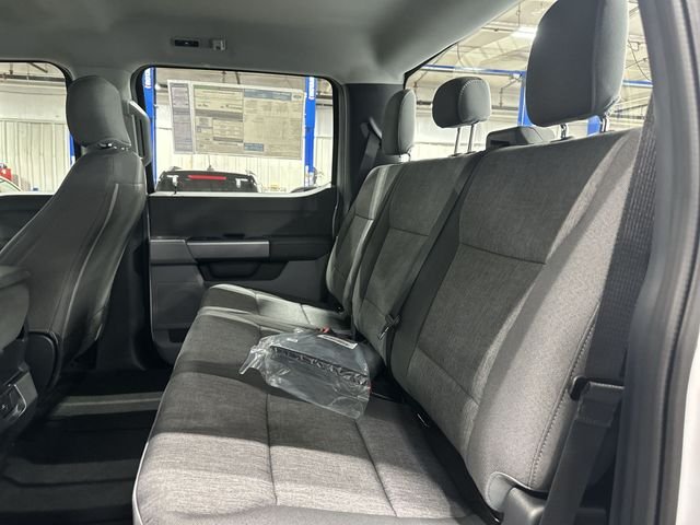 New 2026 Oxford White Ford F-250® XL image 30