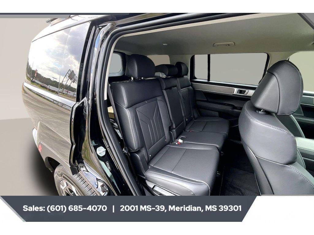 New 2026 PHANTOM BLACK Hyundai SEL FWD image 8