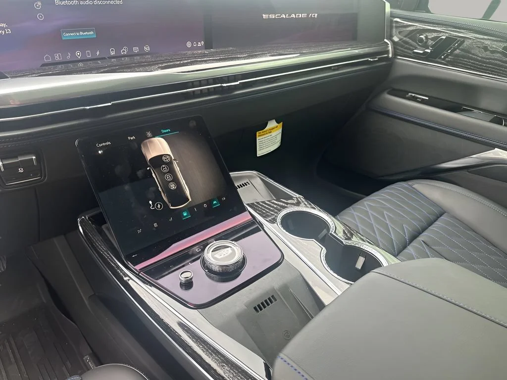 2026 Cadillac Escalade IQ Luxury - Photo 38