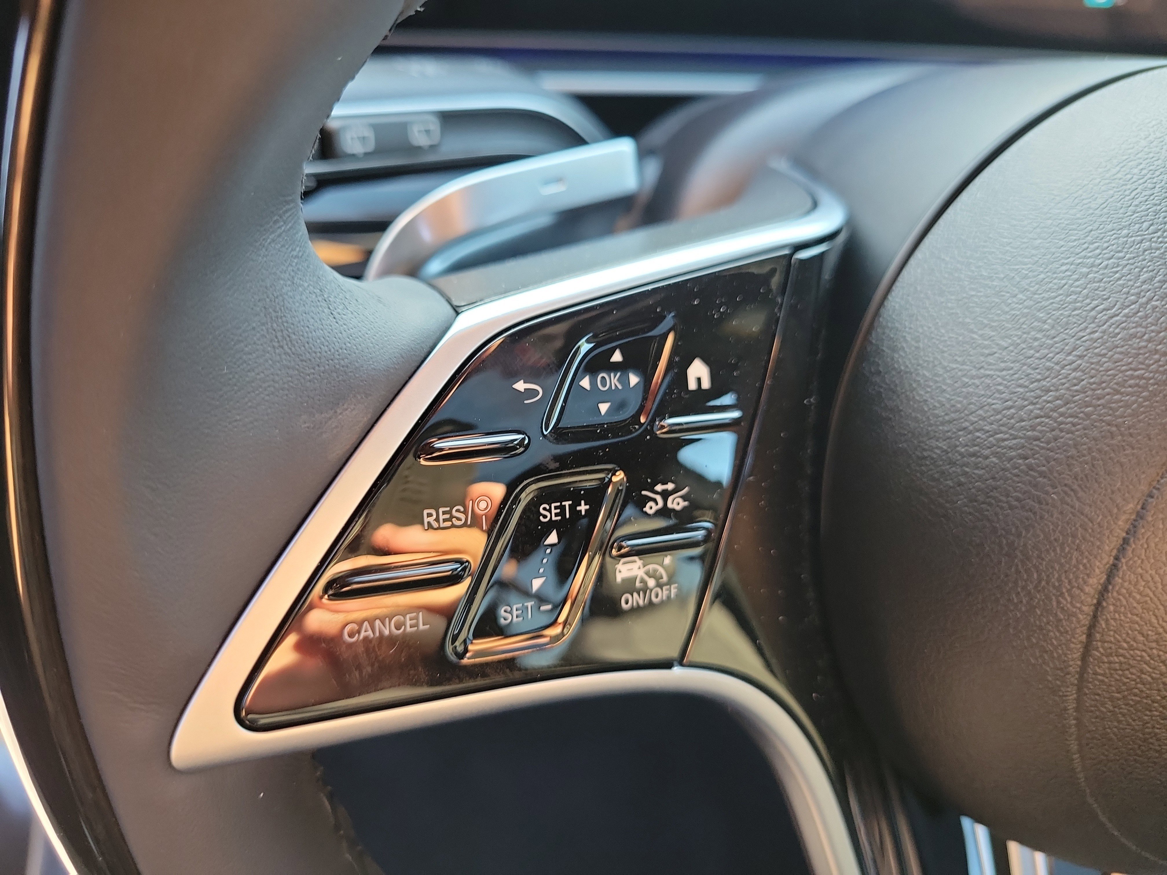 New 2026 Obsidian Black Metallic Mercedes-Benz GLE 450 image 60