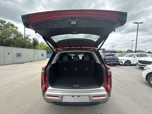 Used 2024 Red Nissan SL image 22