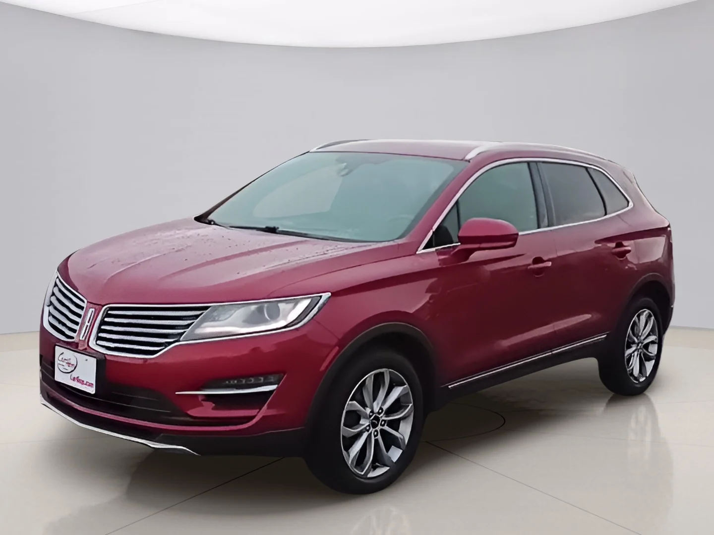 Used 2015 Red Lincoln AWD image 1