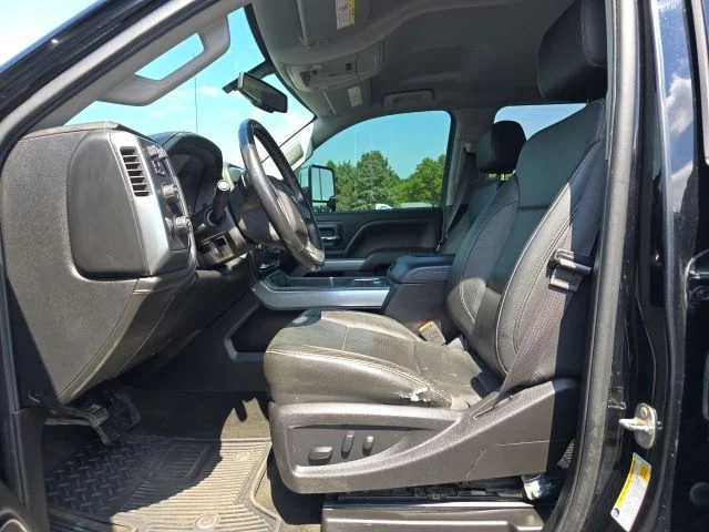 2017 Chevrolet Silverado 2500HD LTZ - Photo 10