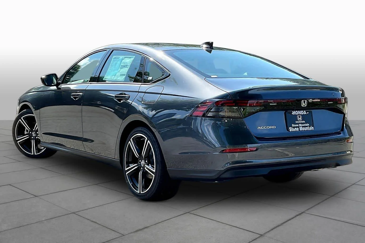 New 2026 Meteorite Gray Metallic Honda SE image 12