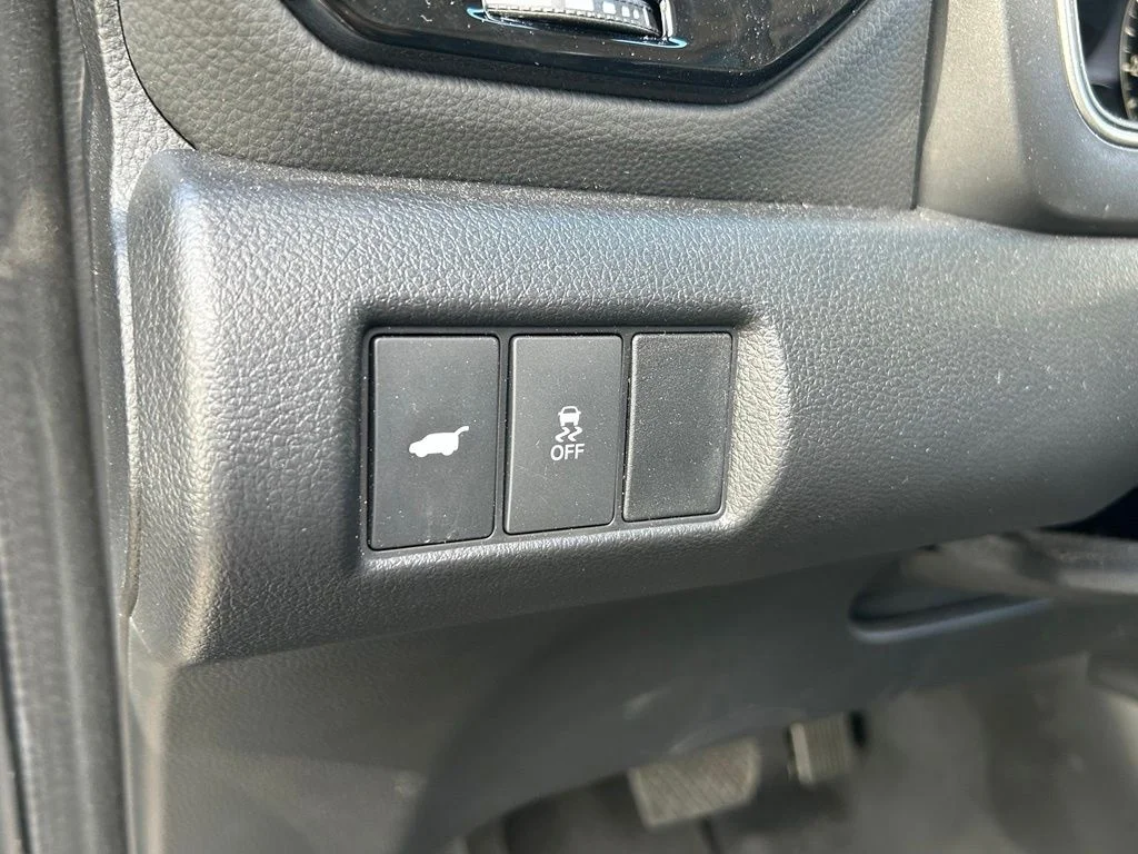 Used 2024  Honda EX-L image 18