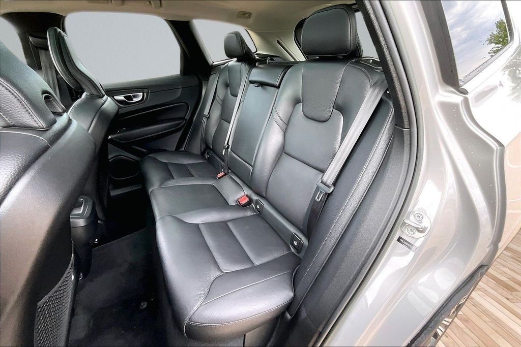 2023 Volvo XC60 Plus - Photo 24