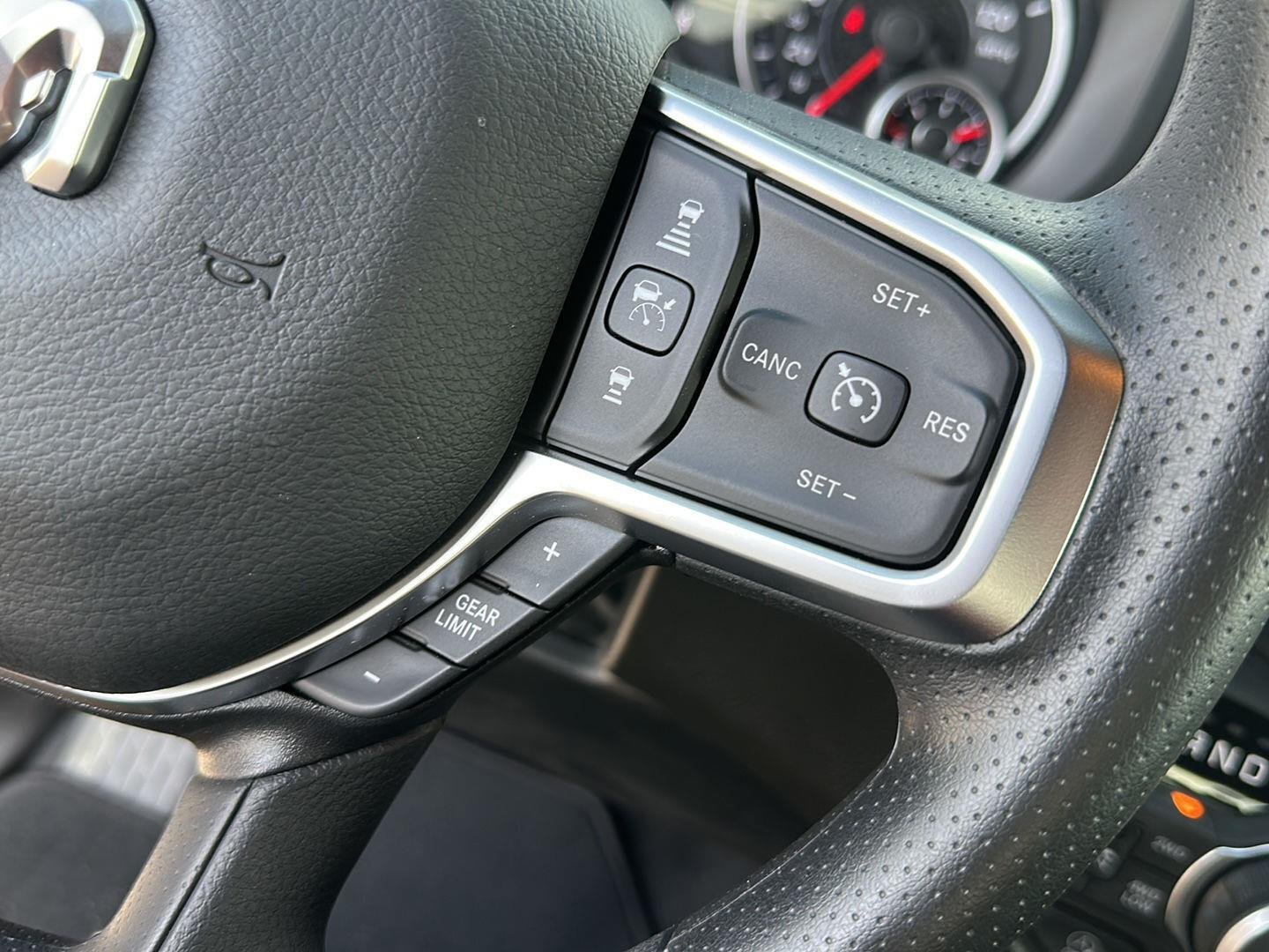 2026 RAM 1500 Express - Photo 16