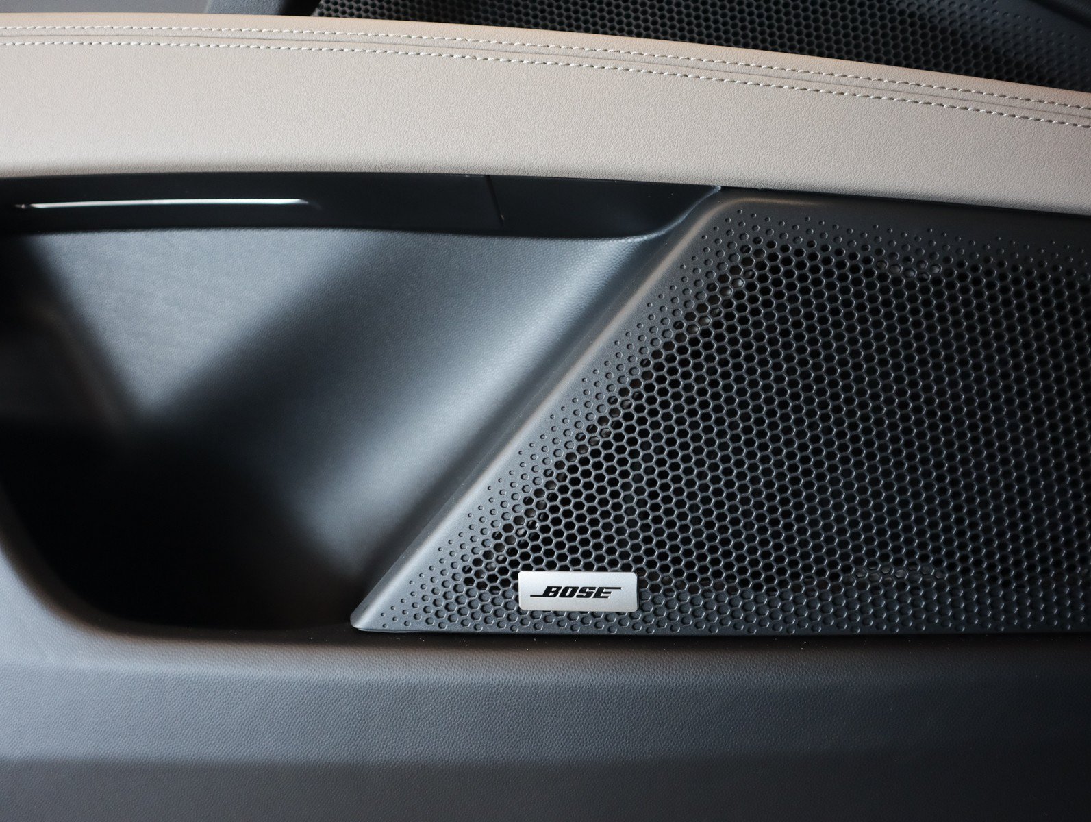 New 2026 Monteverde Metallic Porsche S Electric image 26