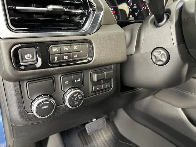 2026 GMC Yukon XL Denali - Photo 22