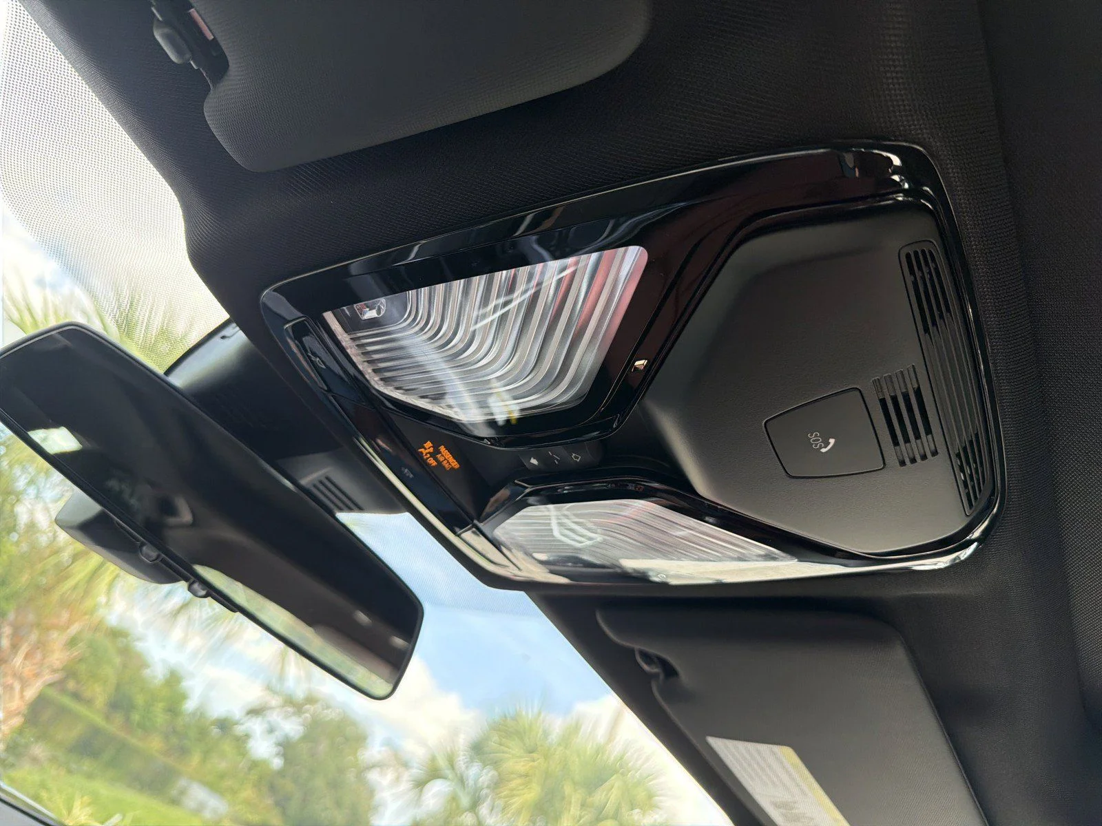 New 2026 Black Sapphire Metallic BMW 330i xDrive image 34