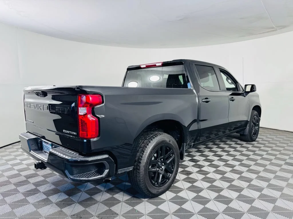 Used 2026 Black Chevrolet Custom image 24