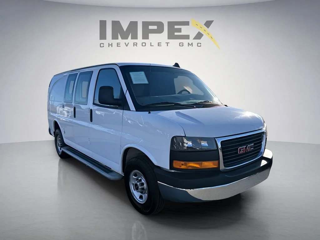 Used 2022 Summit White GMC Work Van image 7