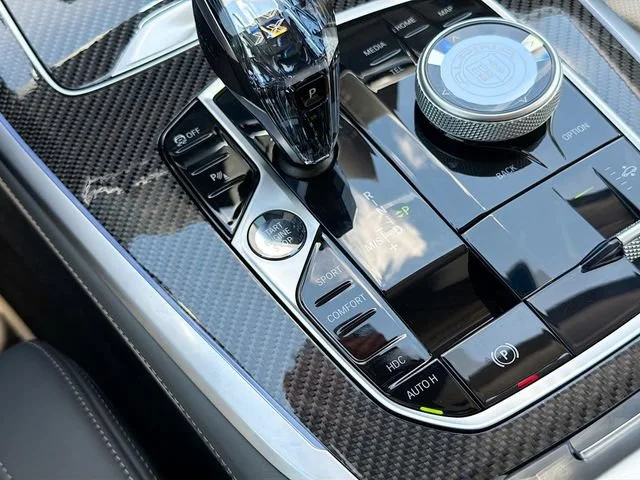 2024 BMW X7 ALPINA XB7 - Photo 32