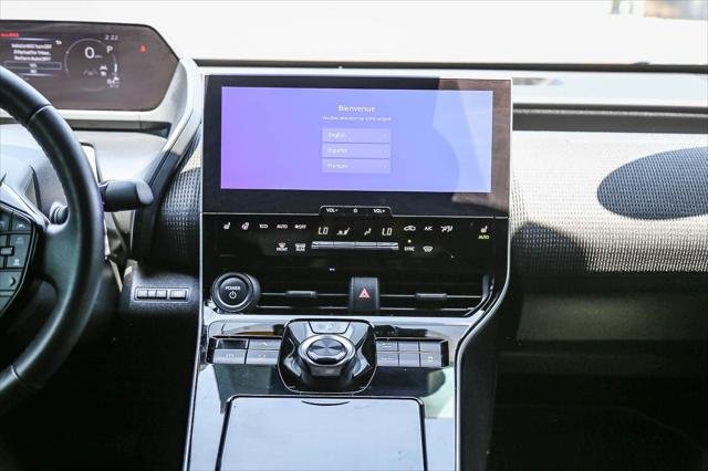 Certified Used 2023 ELEMENTAL SILVER Toyota  image 16
