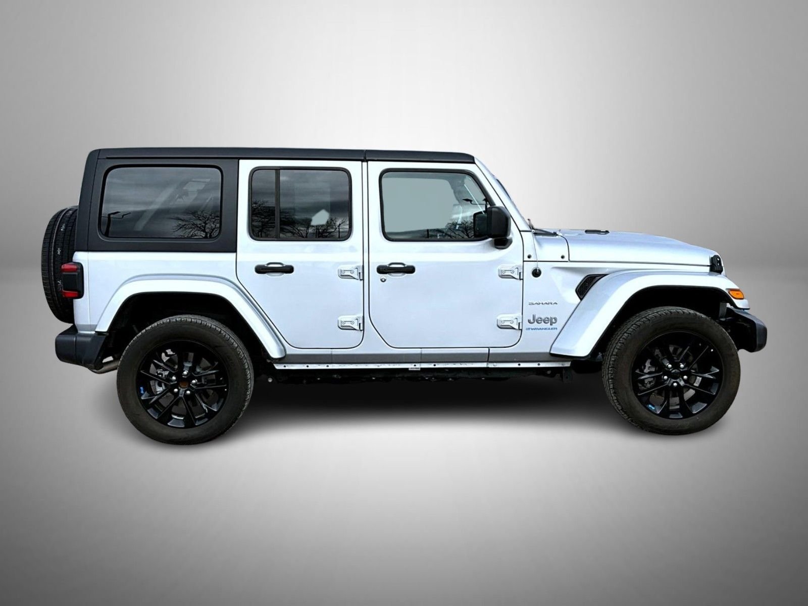 Used 2023 Silver Jeep Sahara 4xe image 4